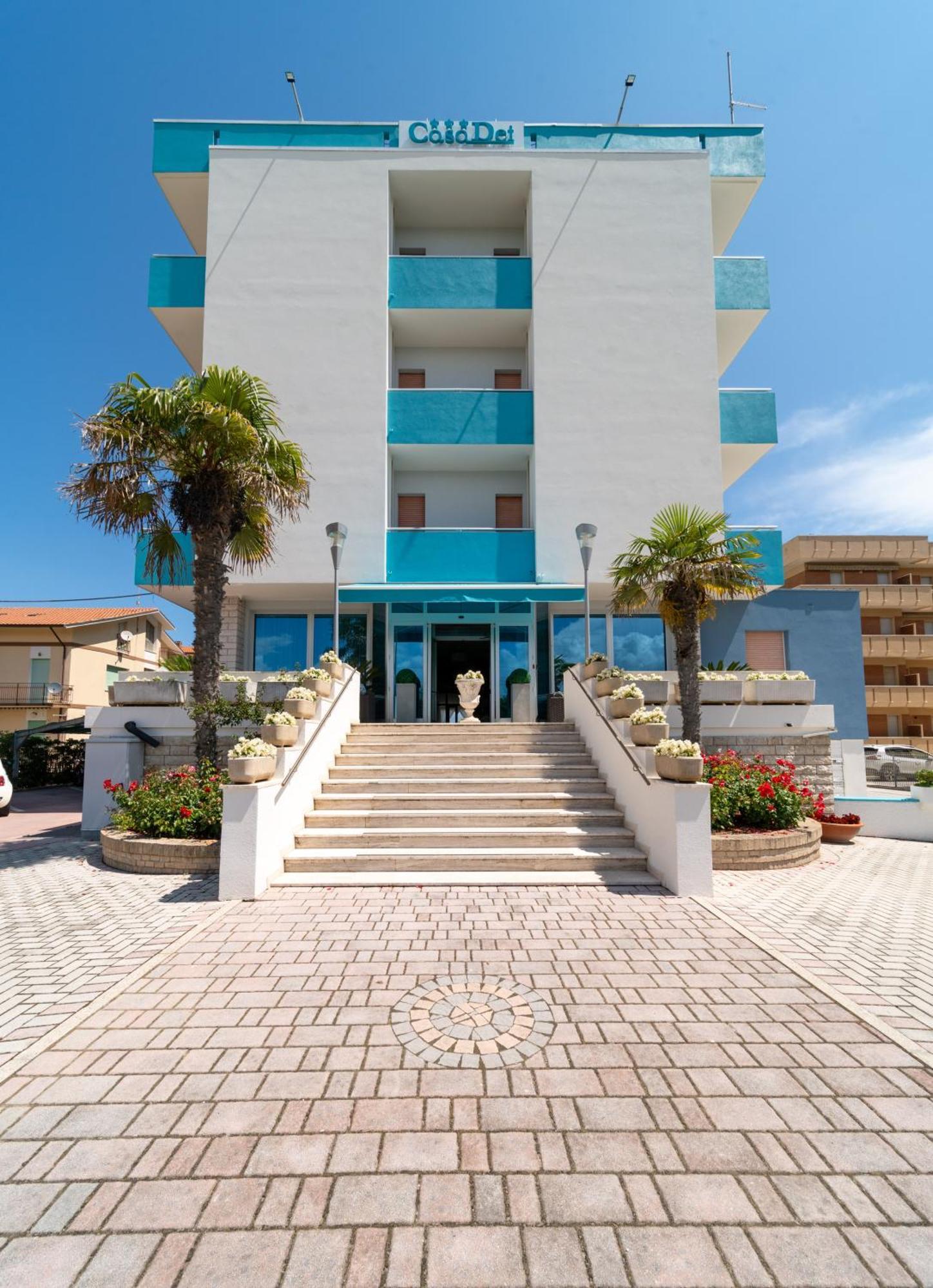 Hotel Casadei Фано Екстериор снимка