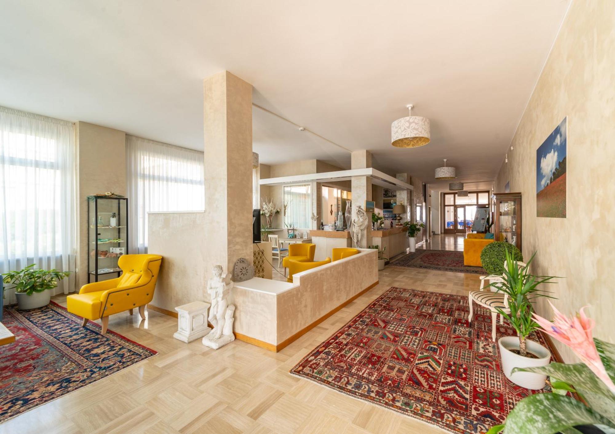 Hotel Casadei Фано Екстериор снимка
