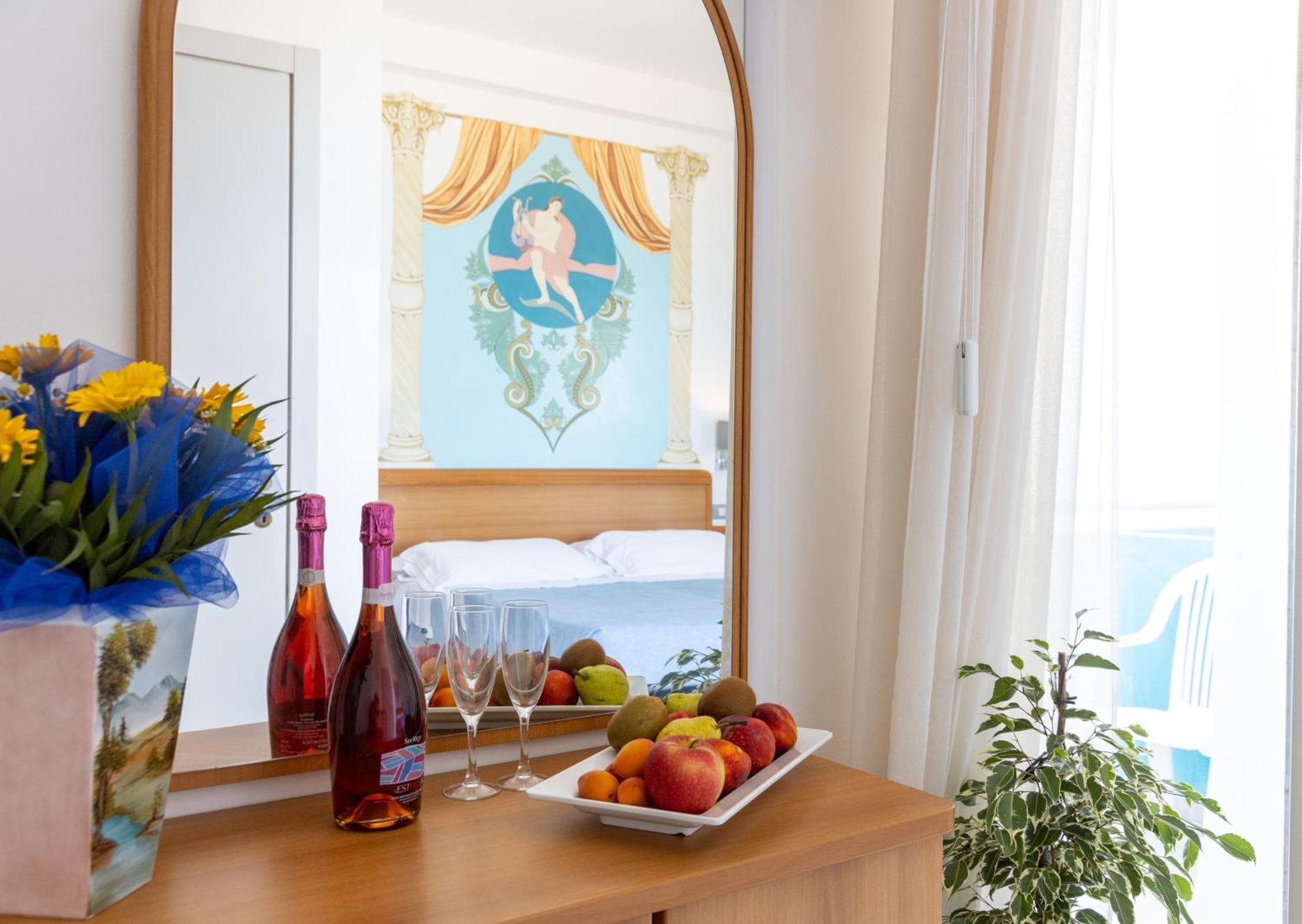 Hotel Casadei Фано Екстериор снимка