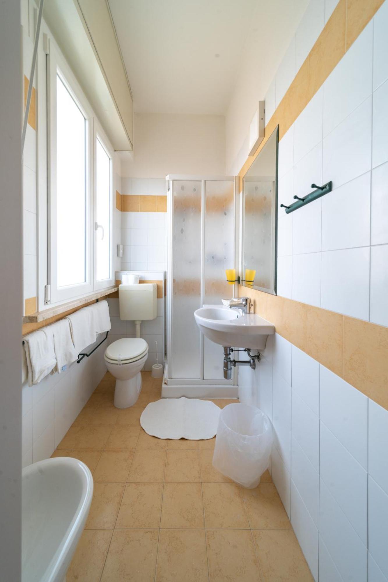 Hotel Casadei Фано Екстериор снимка